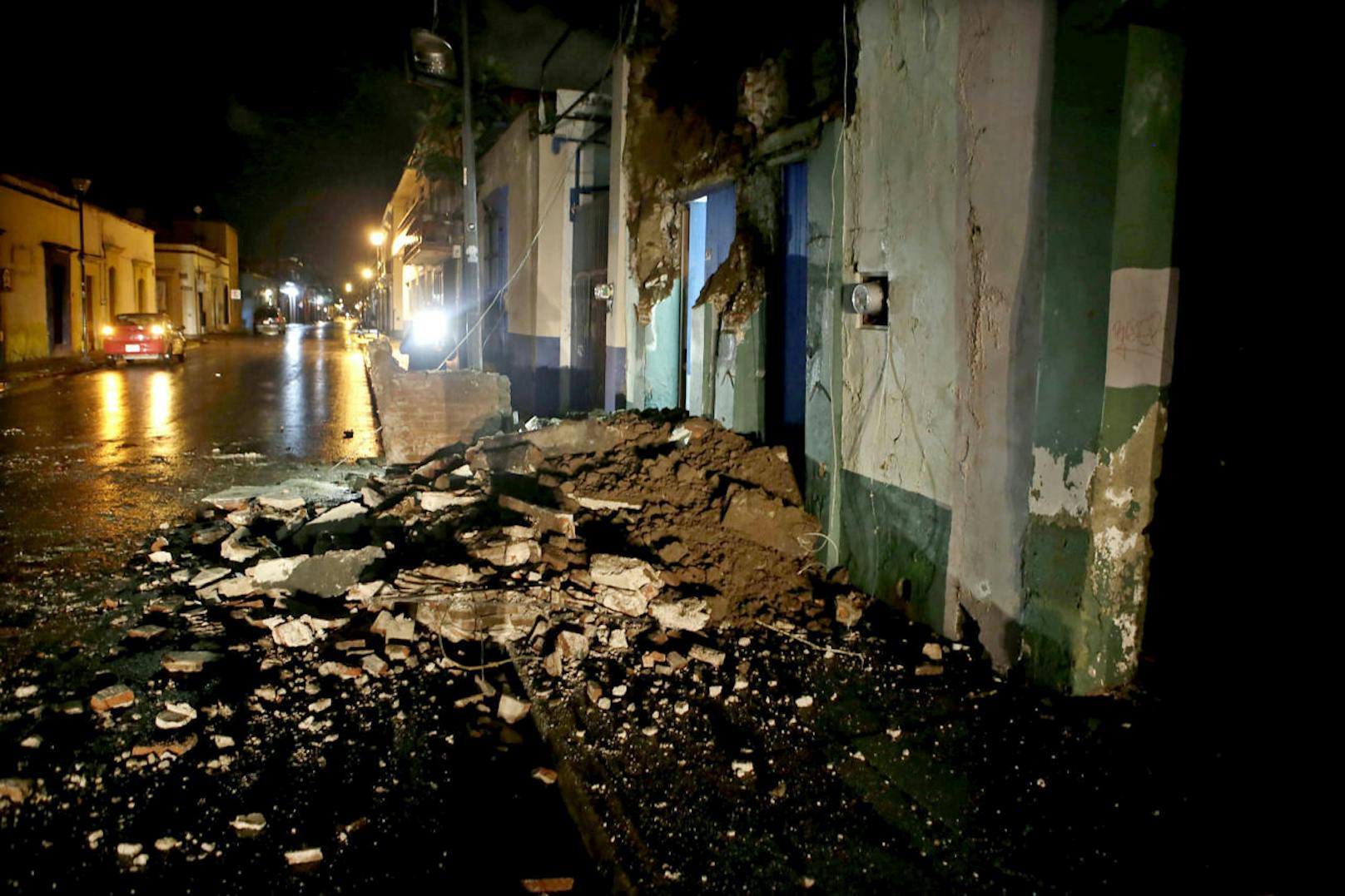 Zerstörung auf den Straßen von Oaxaca.