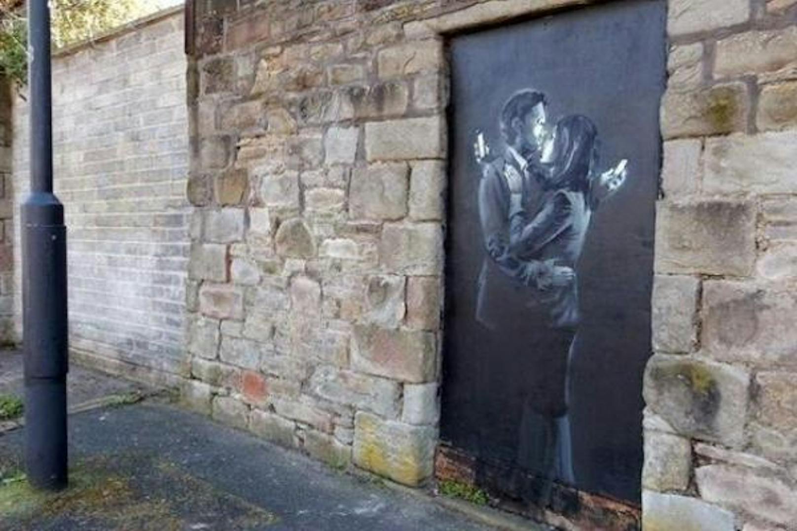 Banksy schenkte "Mobile Lovers" einem gemeinnützigen Club.