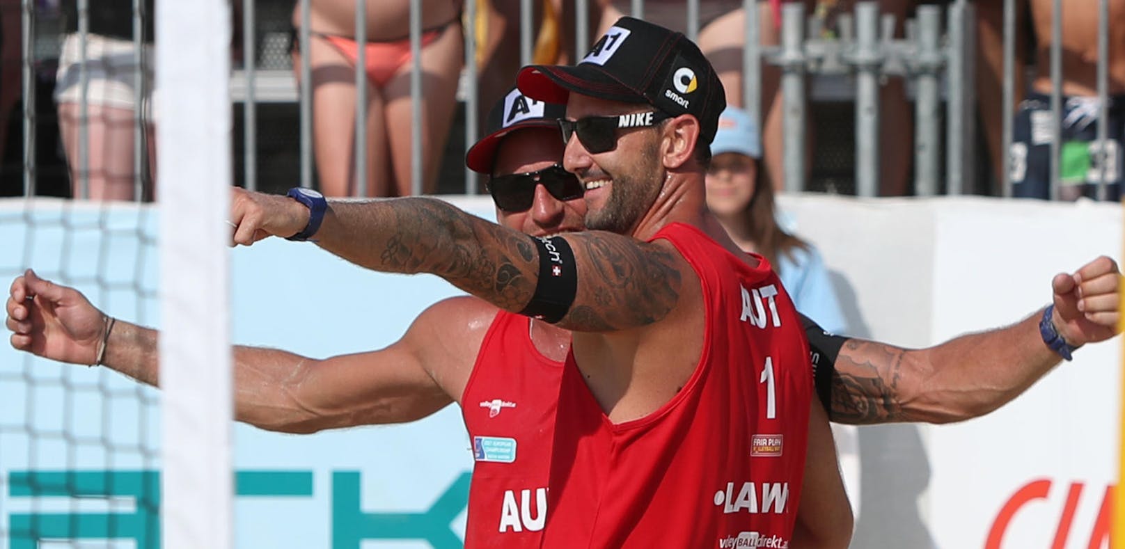 Clemens Doppler und Alexander Horst holten bei der Beachvolleyball-WM in Wien Silber.