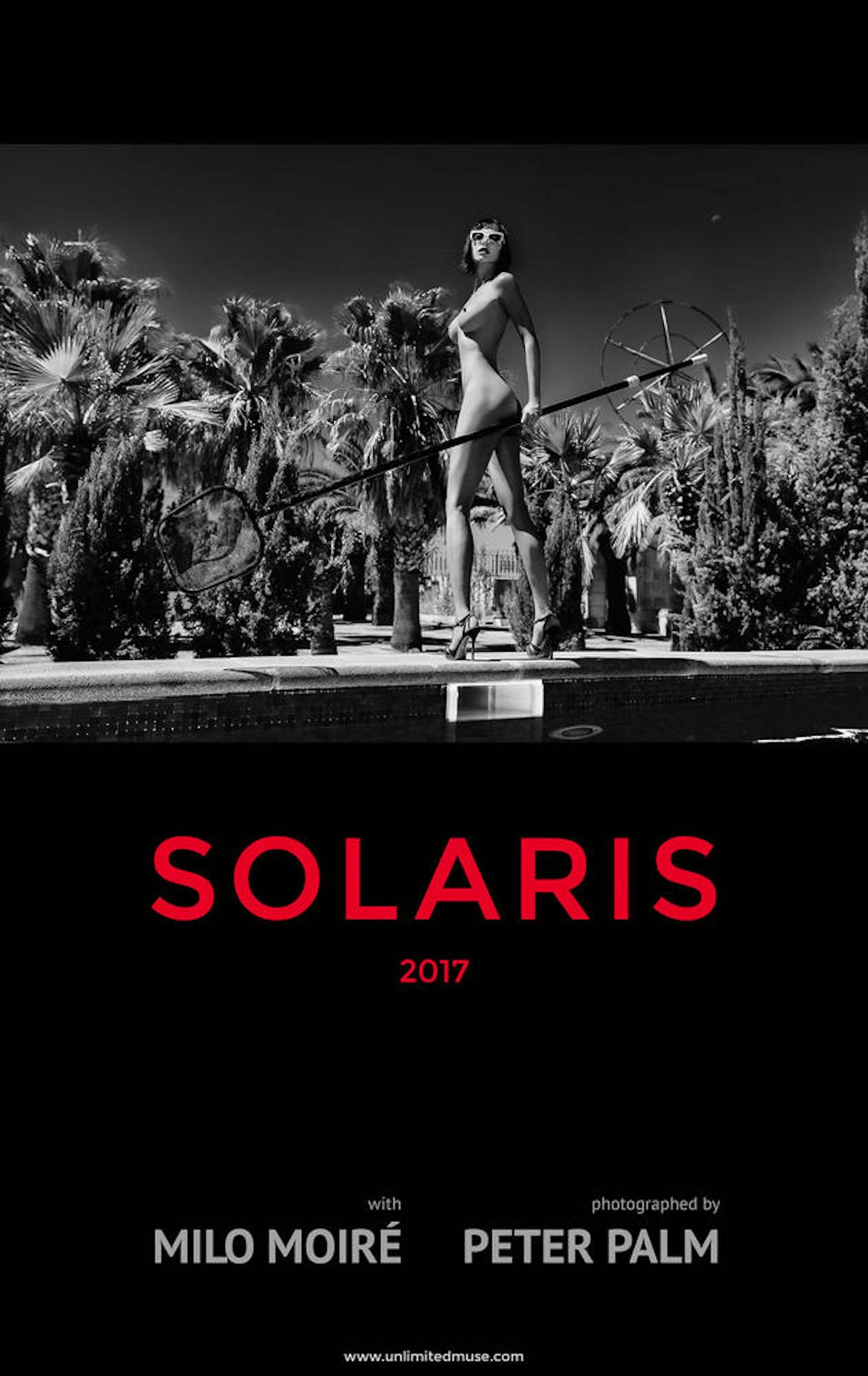 Milo Moire nackt im Kalender 2017 "Solaris"