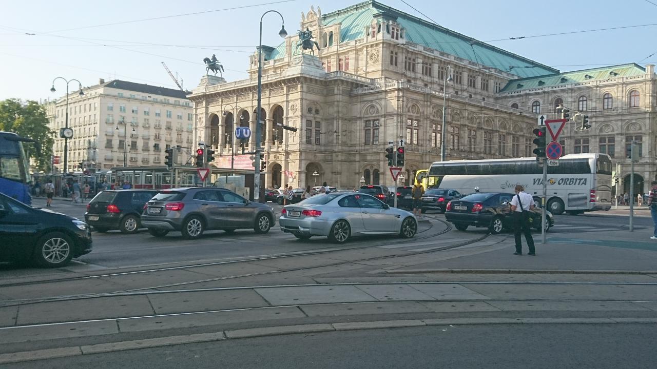 Heute.at - Nationalfeiertag sorgt für Mega-Sperre am Ring