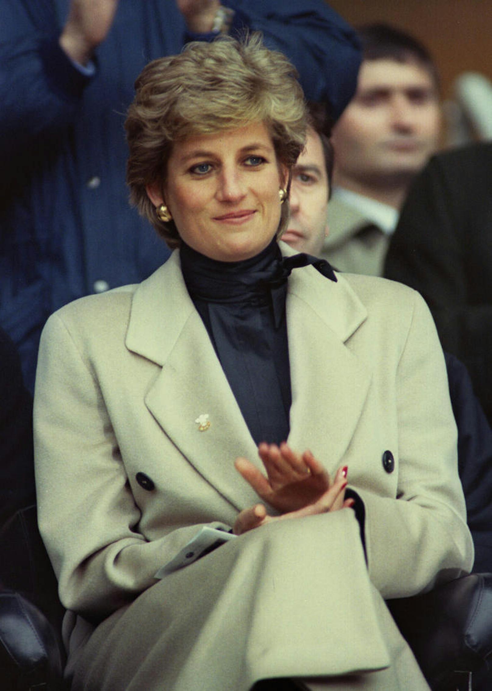 Lady Diana beim Parc des Princes.