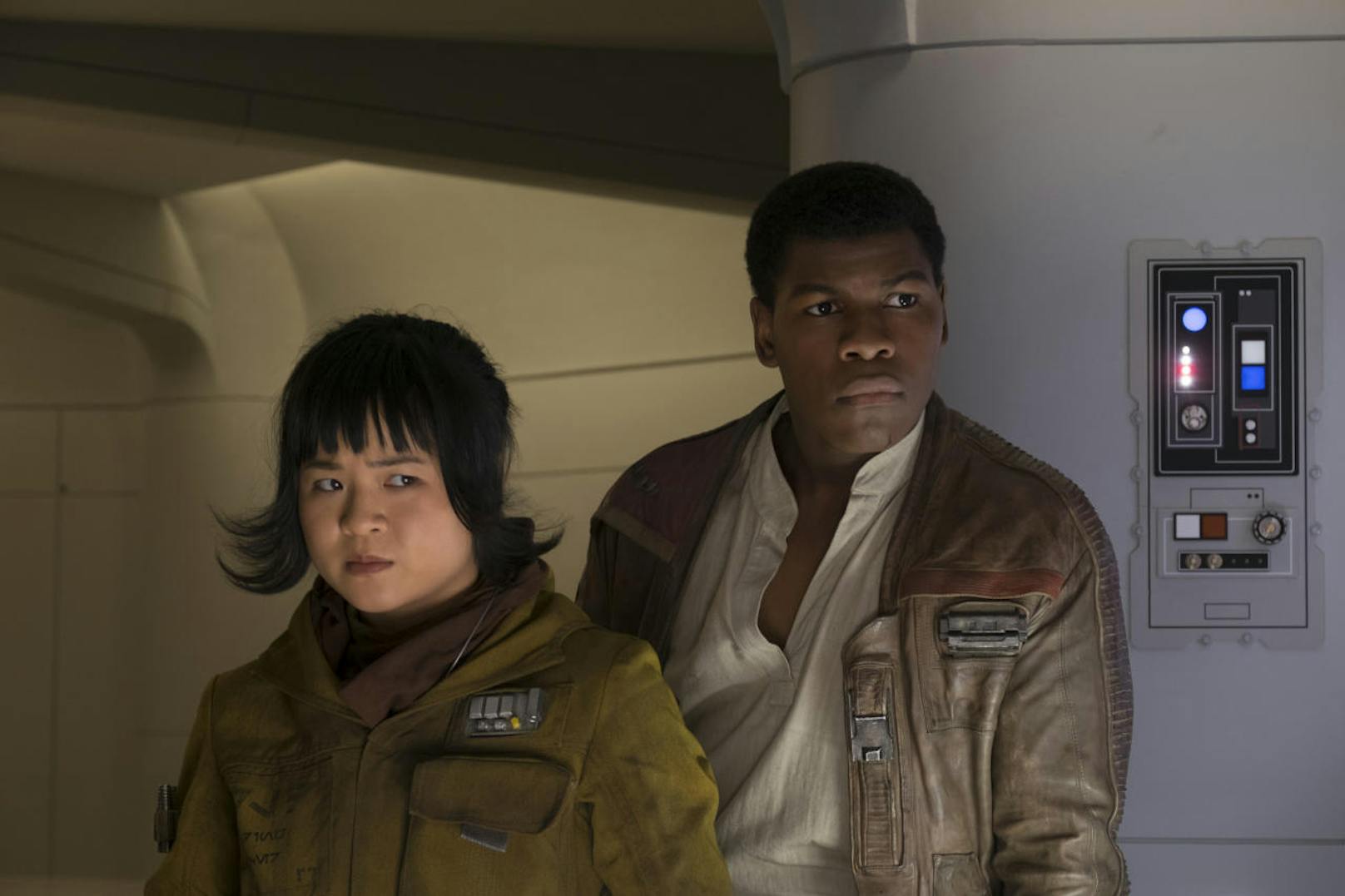 Rose (Kelly Marie Tran) und Finn (John Boyega) in "Star Wars VIII" (Bild: Lucasfilm)
