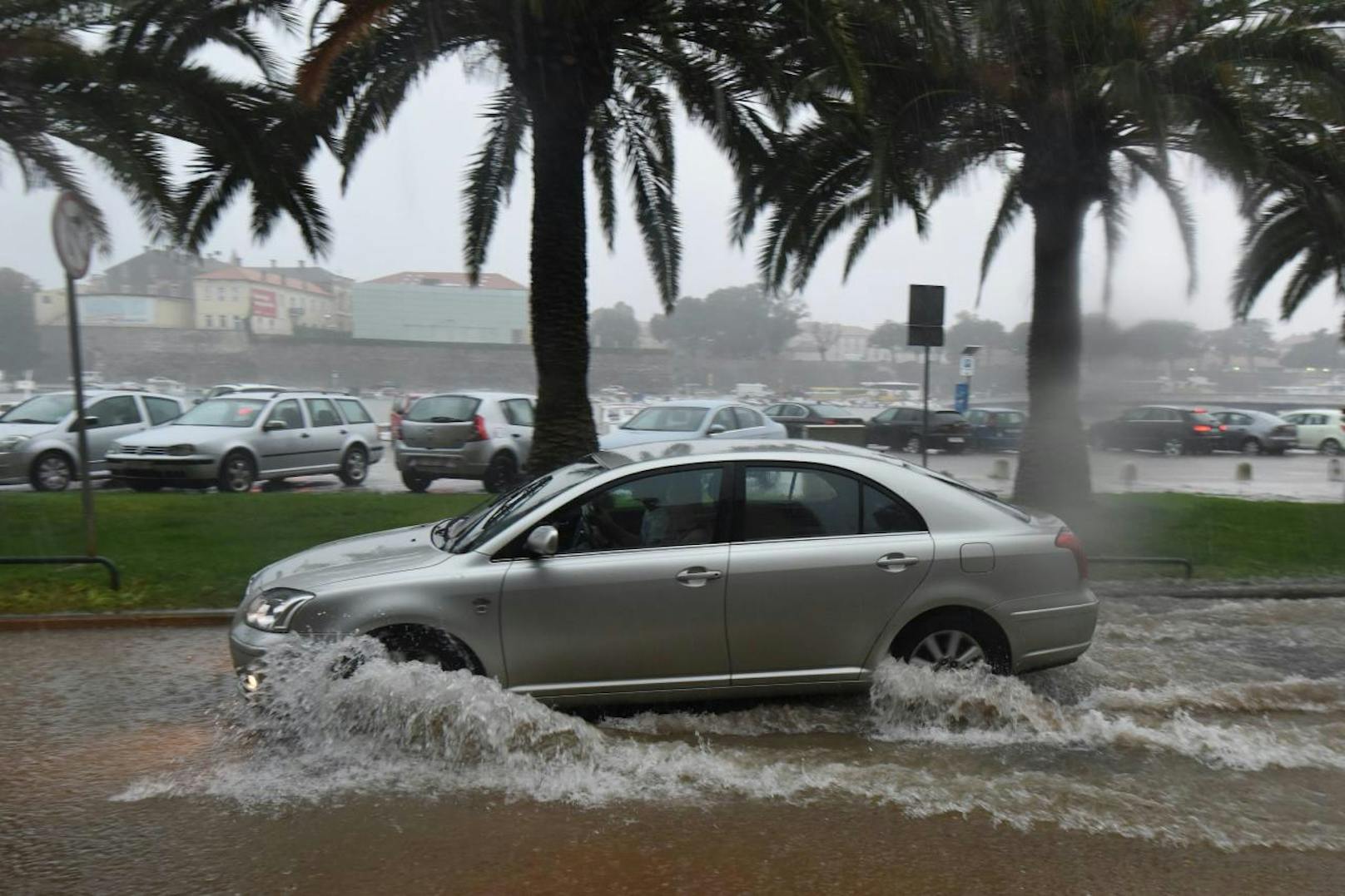 Heftige Regenfälle haben zu Überschwemmungen in den kroatischen Städten Zadar und Nin geführt (11. September 2017).