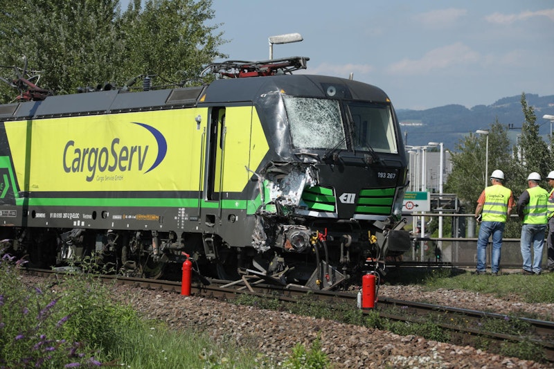 Der Sachschaden nach dem Unfall ist enorm.