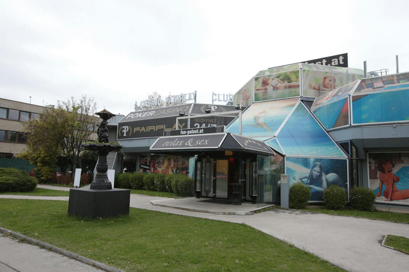 Der Saunaclub "Funpalast" in der Richard-Strauß-Straße 8 in Wien-Liesing