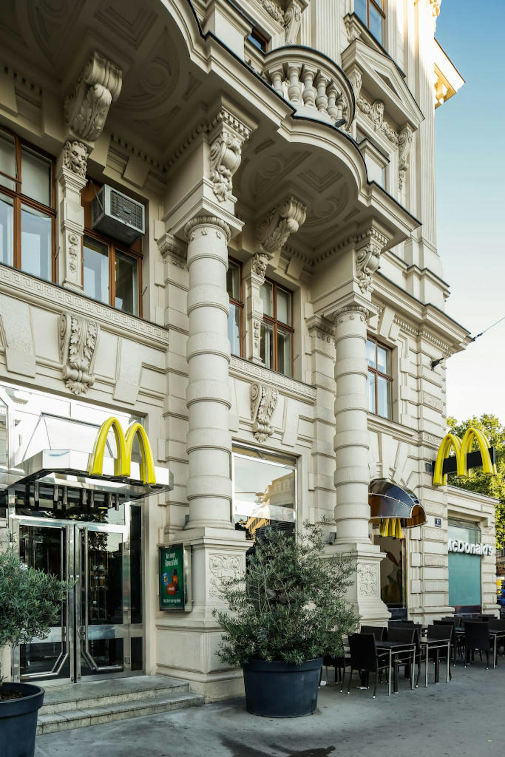 Erste McDonalds-Filiale am Wiener Schwarzenbergplatz 2017