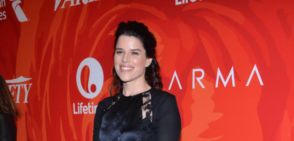 Neve Campbell: Erst jetzt darf sie über Baby reden - Szene | heute.at
