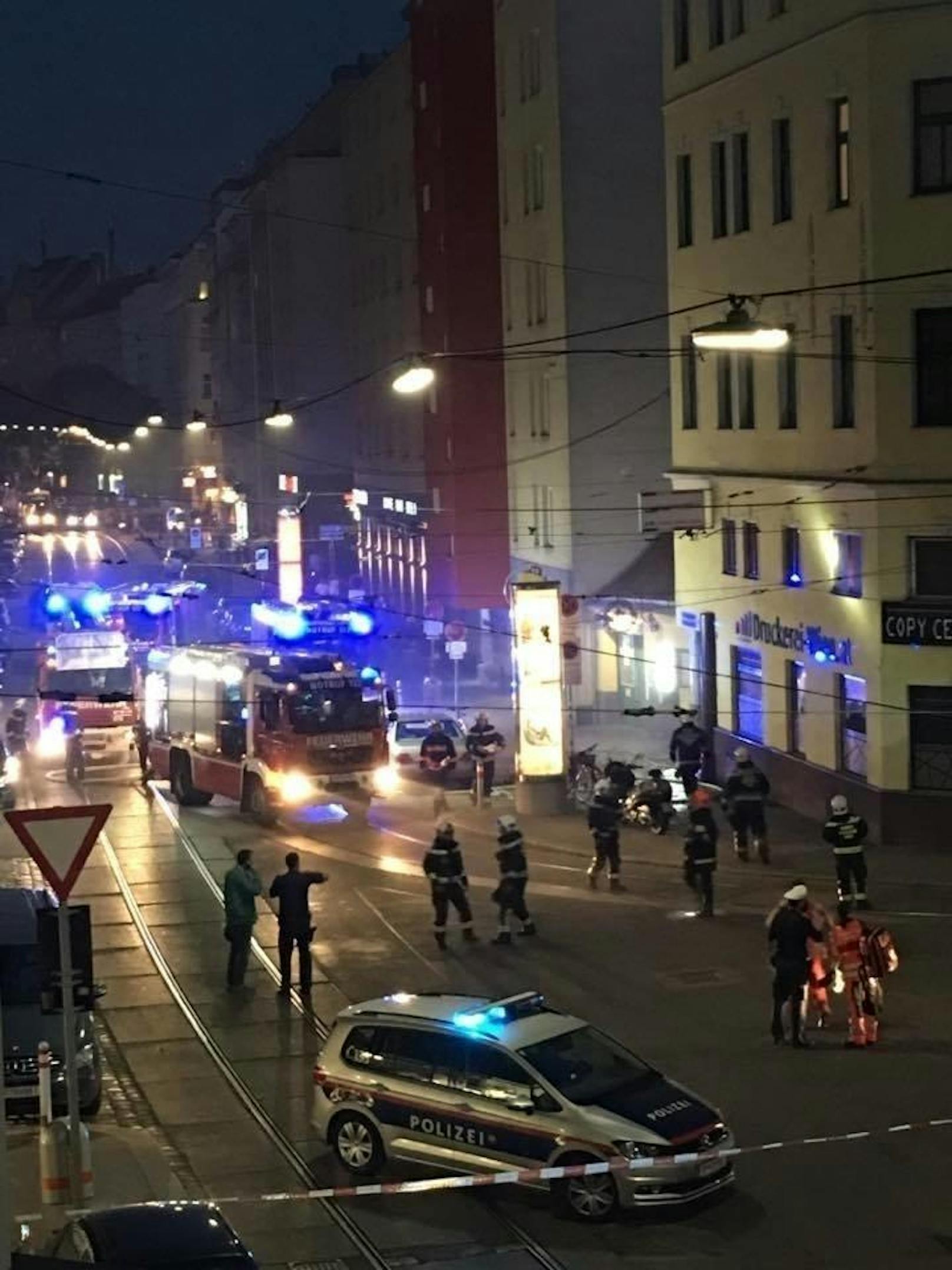 Freitagabend rückte die Feuerwehr gegen 19.30 Uhr zu einem Brand in Wien-Ottakring aus.