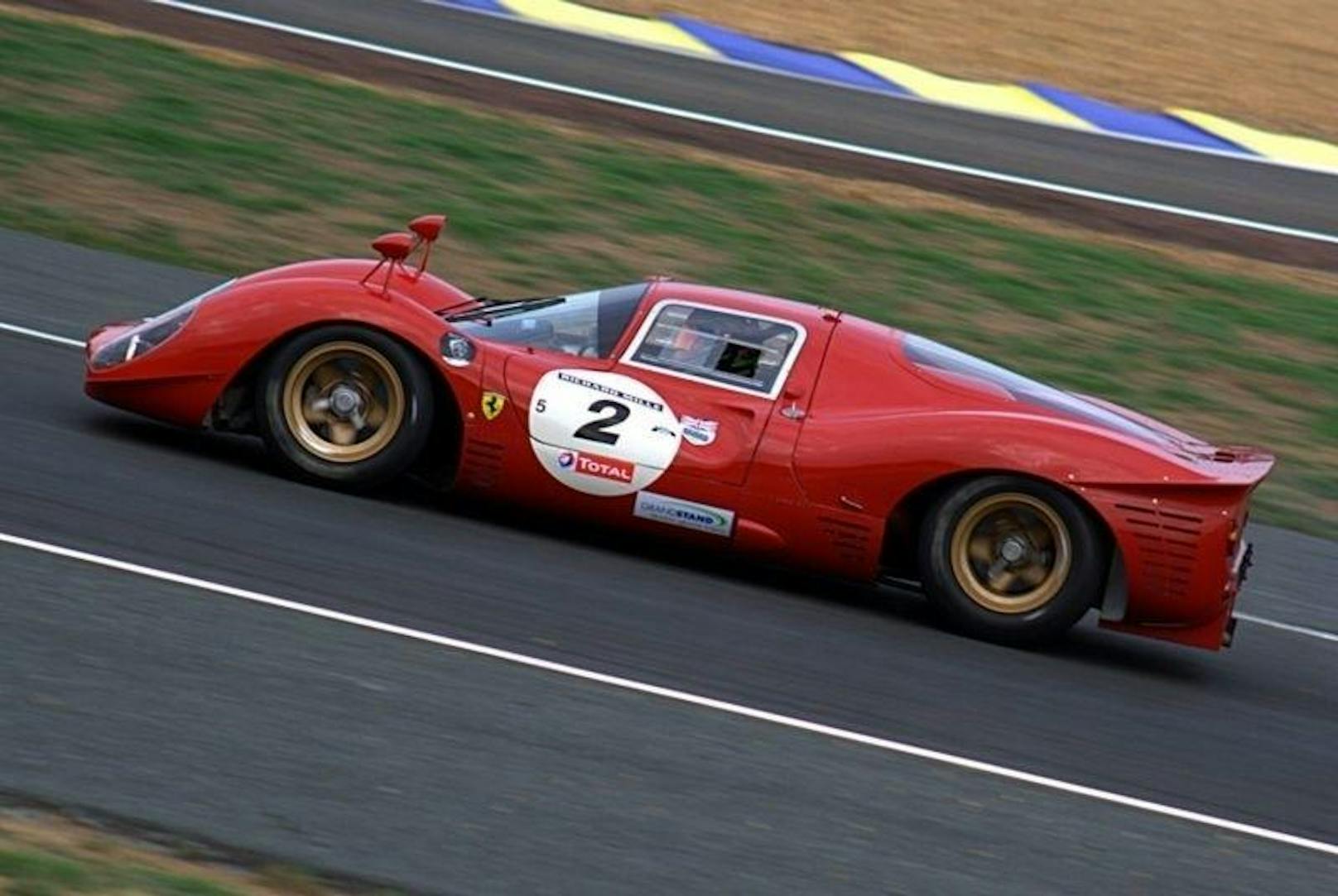 Das Original: Ferrari 330P3 (1966); Foto: Fabrice Pluchet / Wikipedia