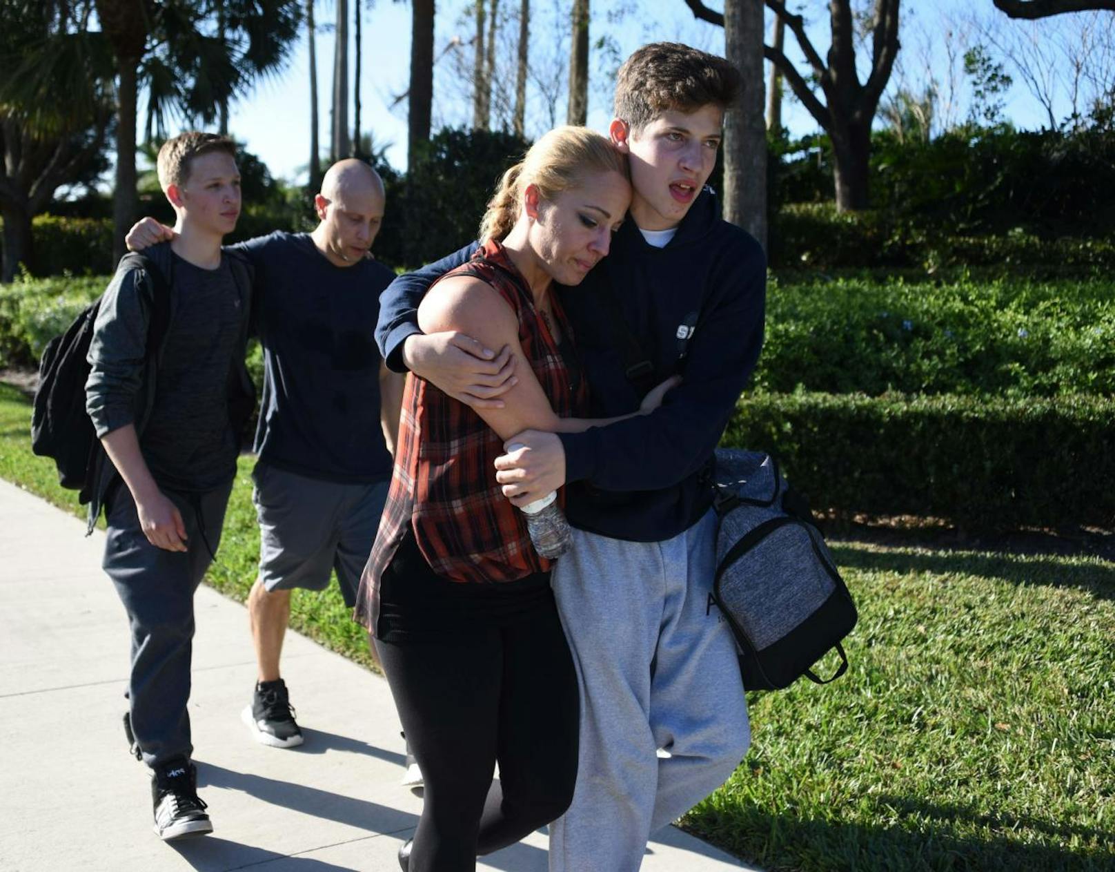 Bei einem Amoklauf an einer Schule im US-Bundesstaat Florida wurden 17 Menschen getötet, Dutzende weitere verletzt. 