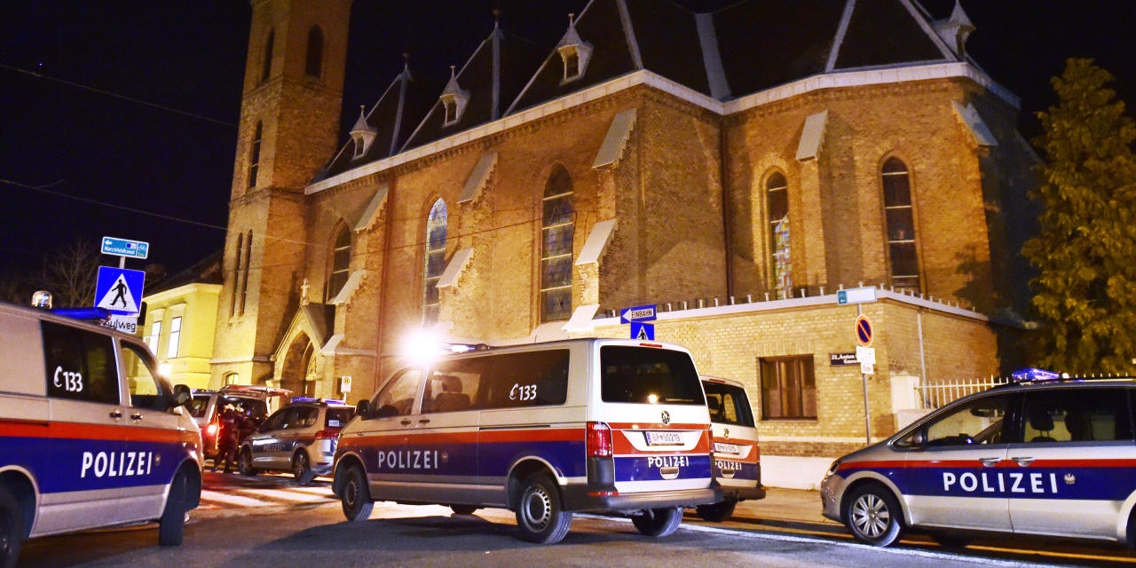 Der Überfall dürfte von langer Hand geplant gewesen sein. Einer der Verdächtigen soll...