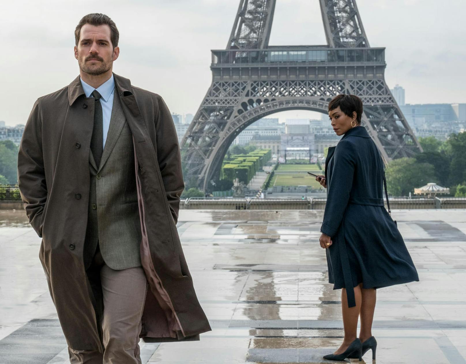 Henry Cavill und Angela Bassett in "Mission: Impossible - Fallout"