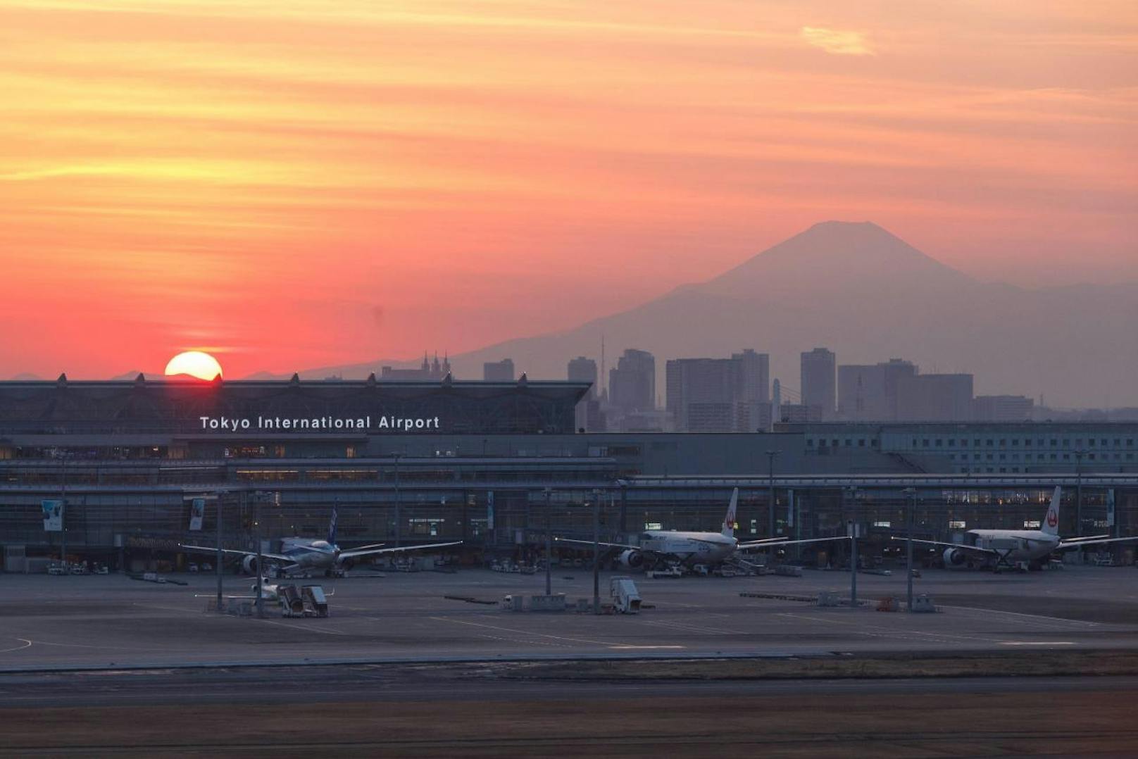 Platz 4: Tokyo International Airport (Haneda), Japan: 85.409.000 Passagiere.