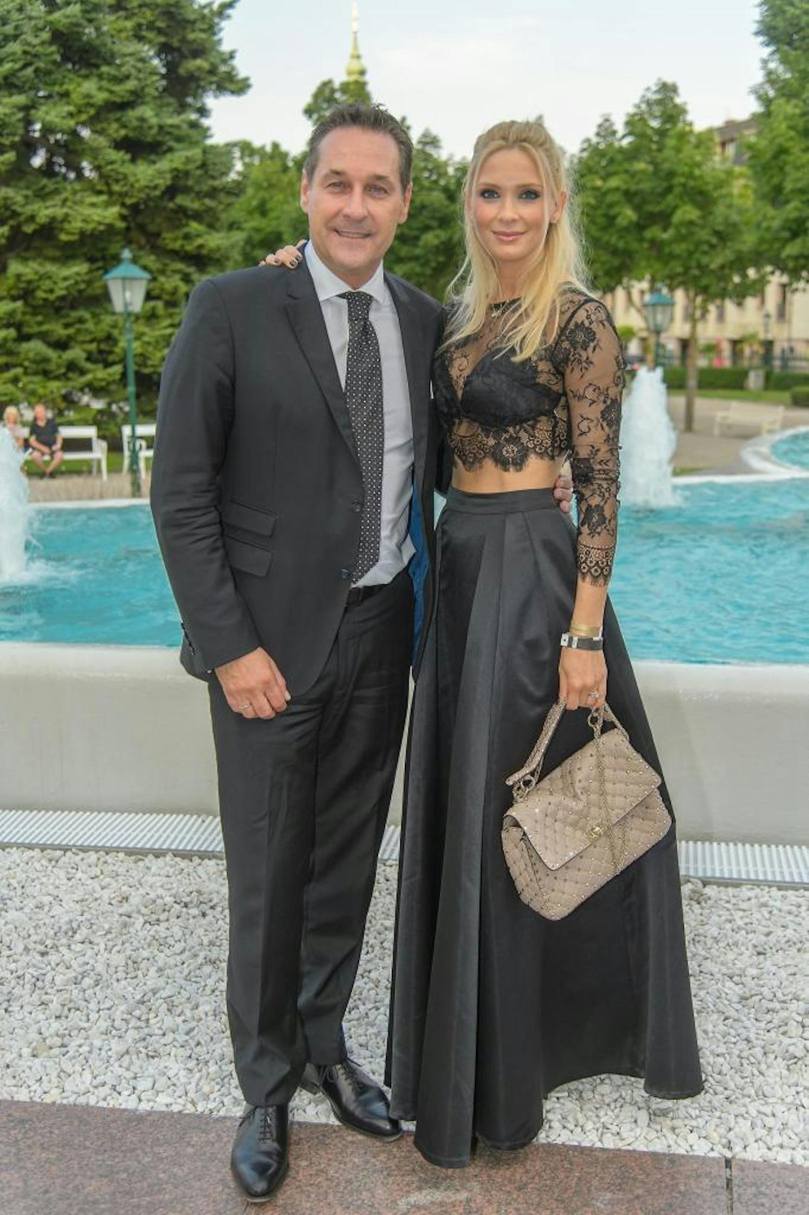 Heinz Christian Strache mit Ehefrau Philippa bei der Miss Austria Wahl 2017 im Casino Baden bei Wien.