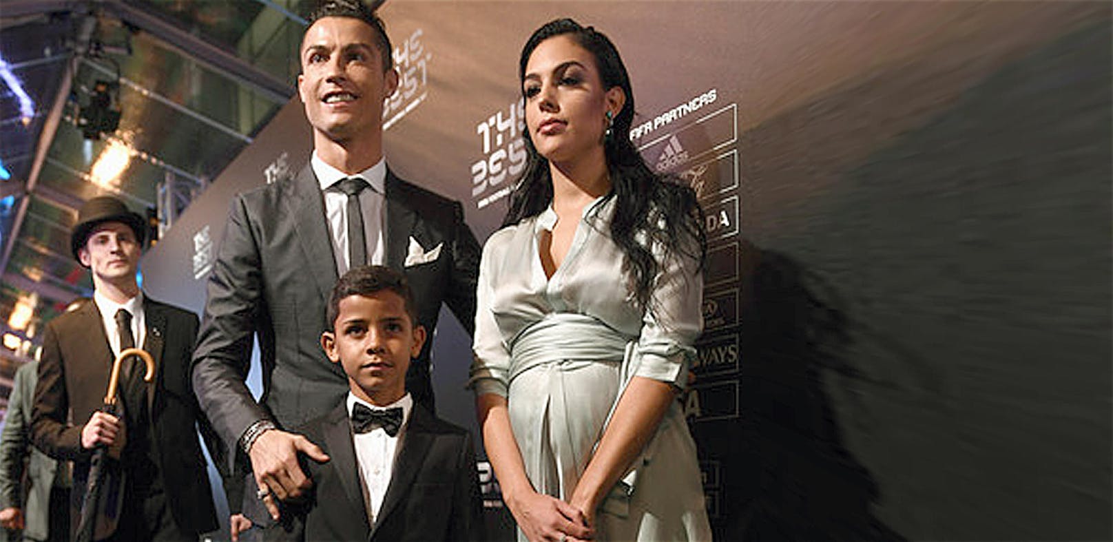 Cristiano Ronaldo mit Frau und Sohn