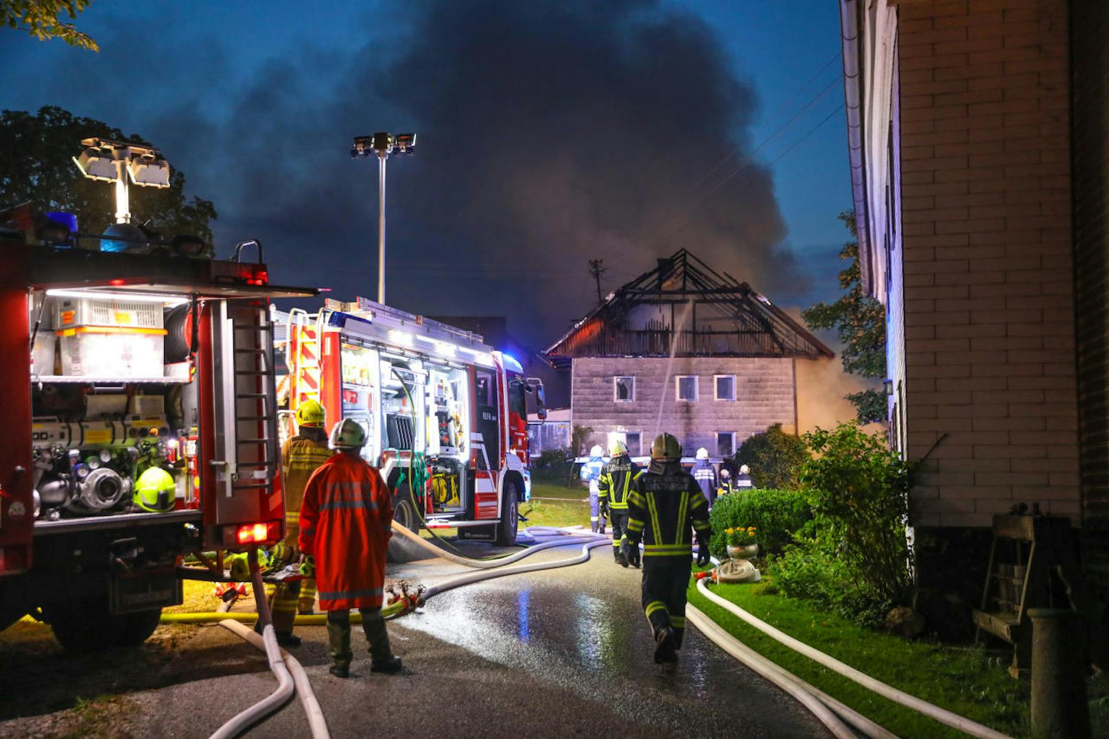Bei dem Brand wurde der Hausbesitzer schwer verletzt.