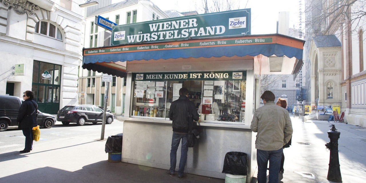 Wiener Würstelstand