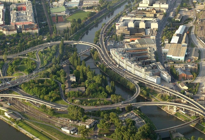 Die Wiener Nordeinfahrt um die Nordbrücke.