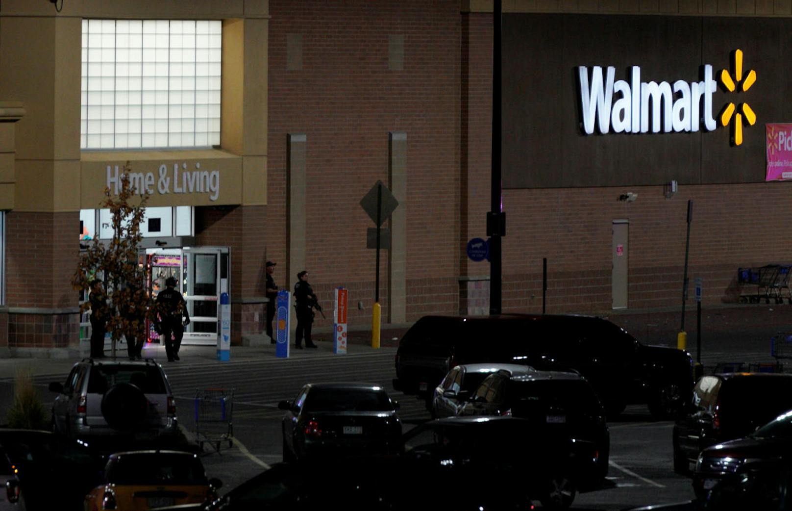 Eine Schießerei in einem Supermarkt nahe der Stadt Denver im US-Bundesstaat Colorado hat drei Menschen das Leben gekostet.