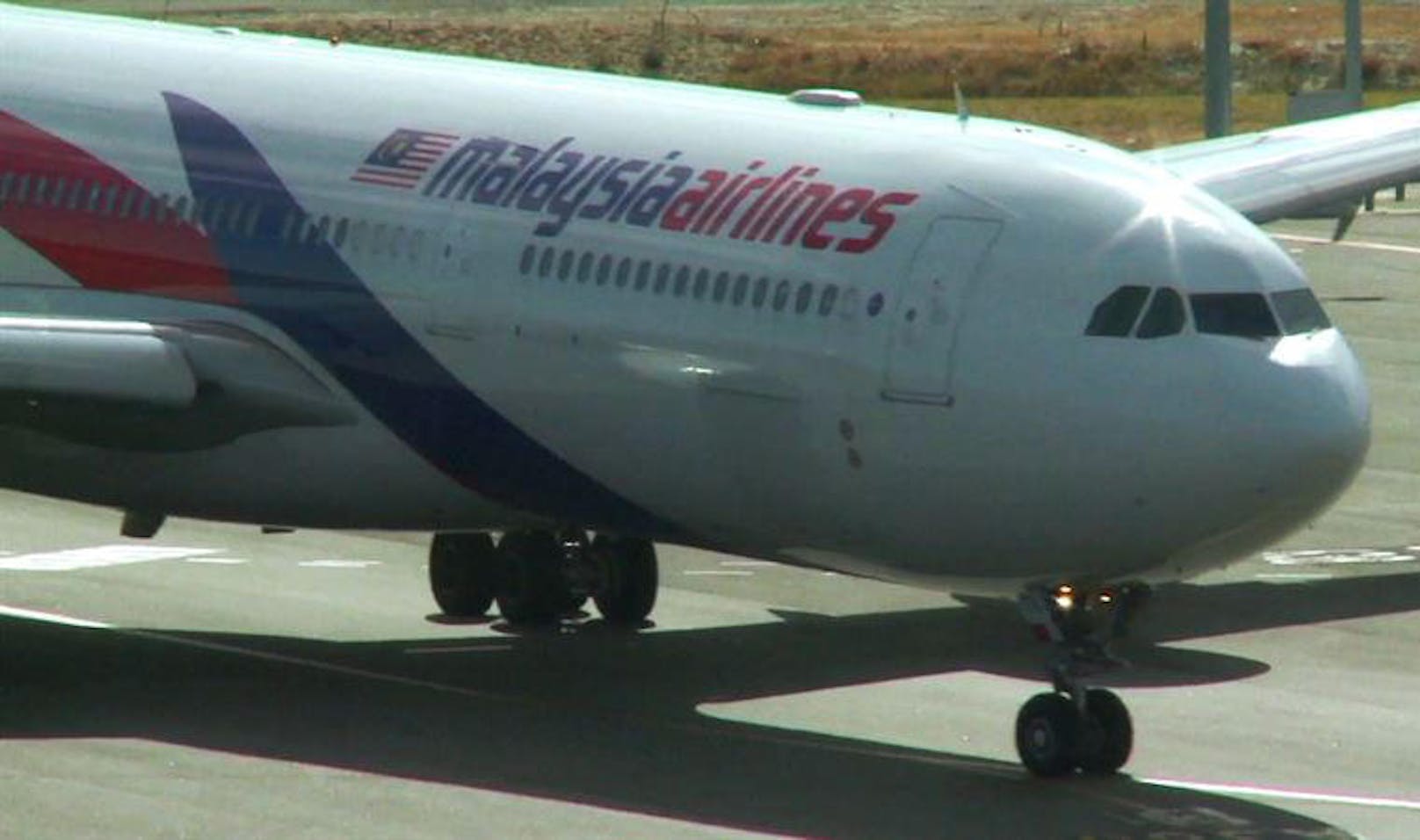 Eine Boeing 777 der Malaysia Airlines (Flugnummer MH370) gilt seit 8. März 2014 als verschwunden.