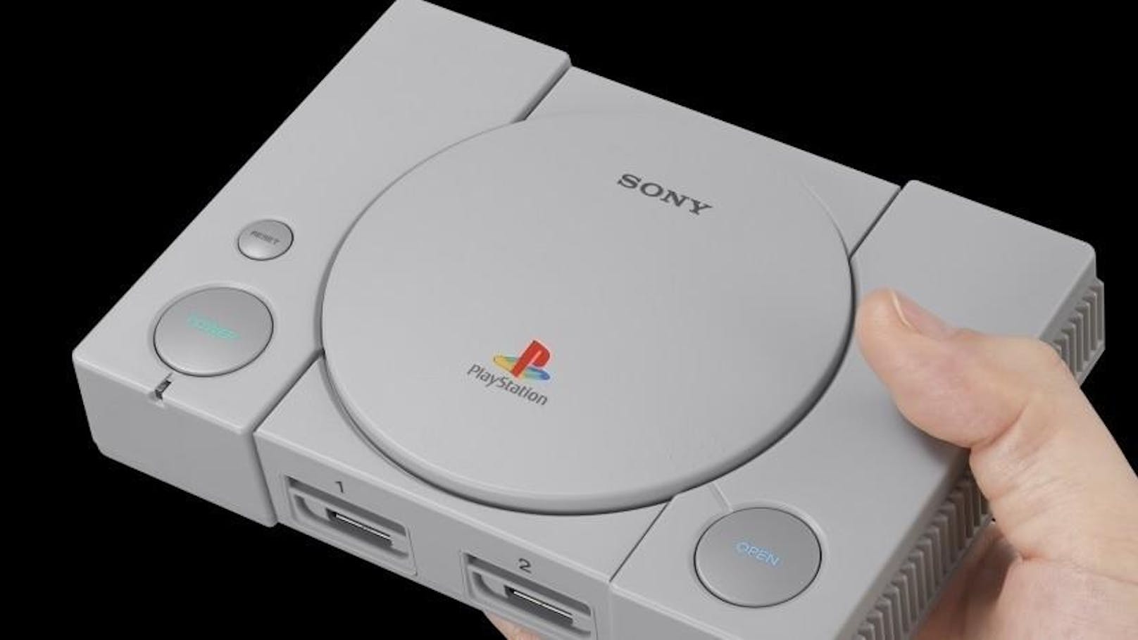 Auch Sony veröffentlicht bald eine Retro-Konsole im Miniformat. Nun wurde bekannt, welche Spiele auf der PlayStation Classic vorinstalliert sind. Unter den 20 Titeln befinden sich etwa das erste "Grand Theft Auto", "Final Fantasy 7", "Resident Evil Director's Cut", "Tekken 3" und "Tom Clancy's Rainbow Six". Die Neuauflage der Konsole inklusive zweier Controller erscheint Anfang Dezember.