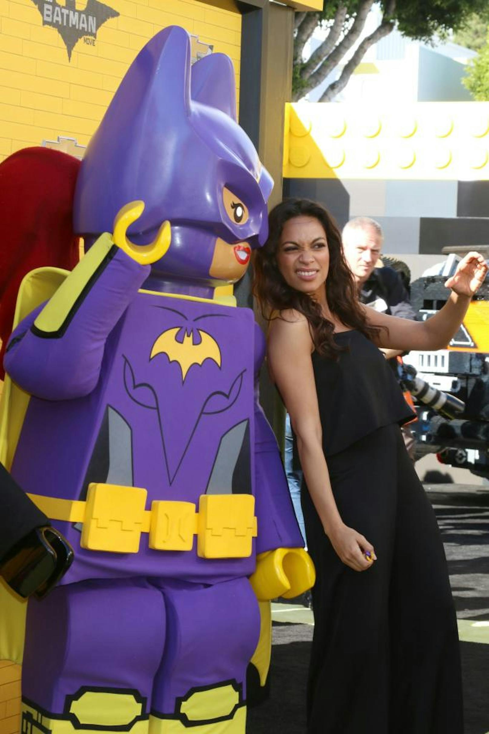 Rosario Dawson sprach Batgirl in der Lego-Version