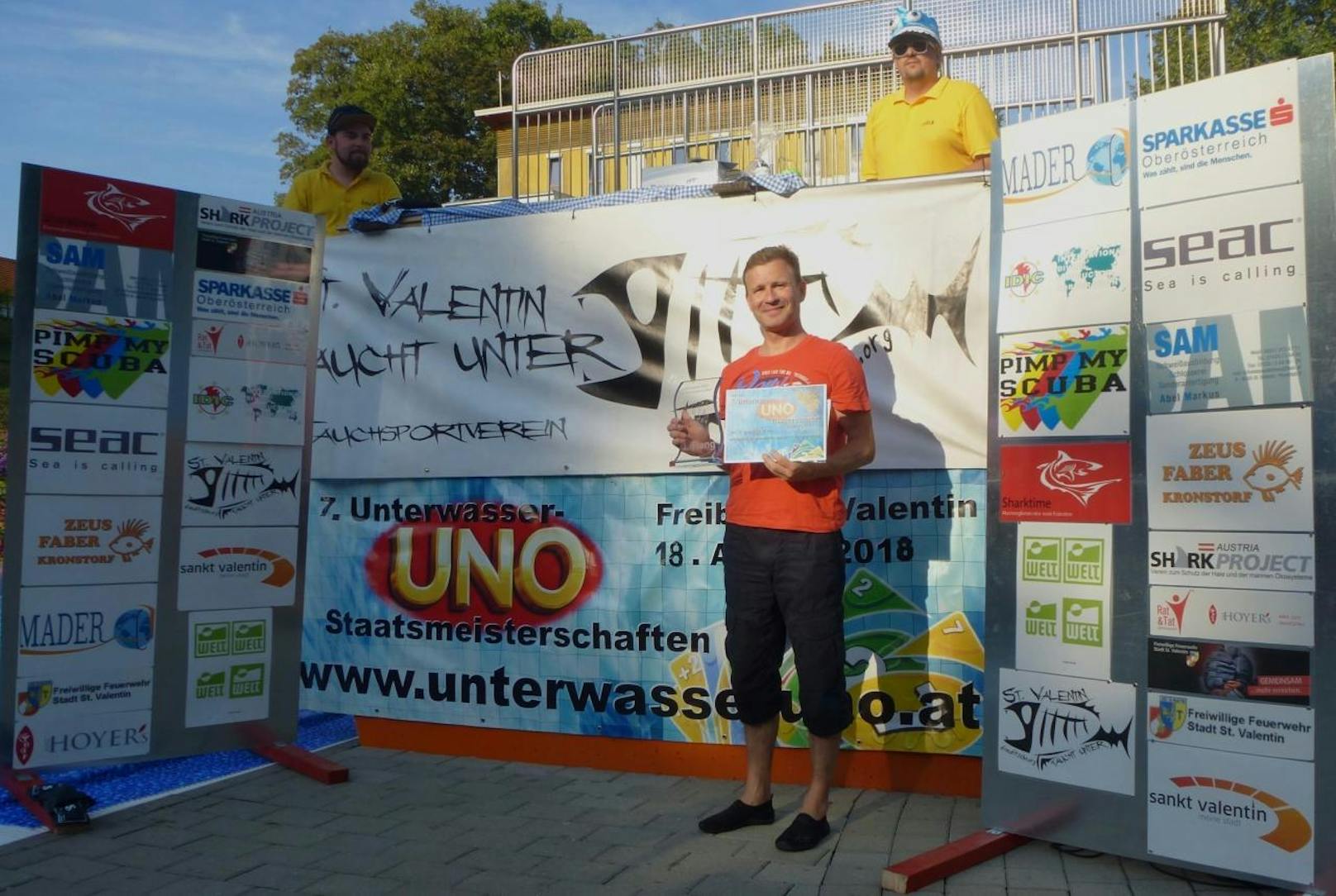 Stefan Lehner aus Schönau ist heuer glücklicher Gewinner des Bewerbs: Er darf sich ab sofort Unterwasser Uno-Staatsmeister nennen.