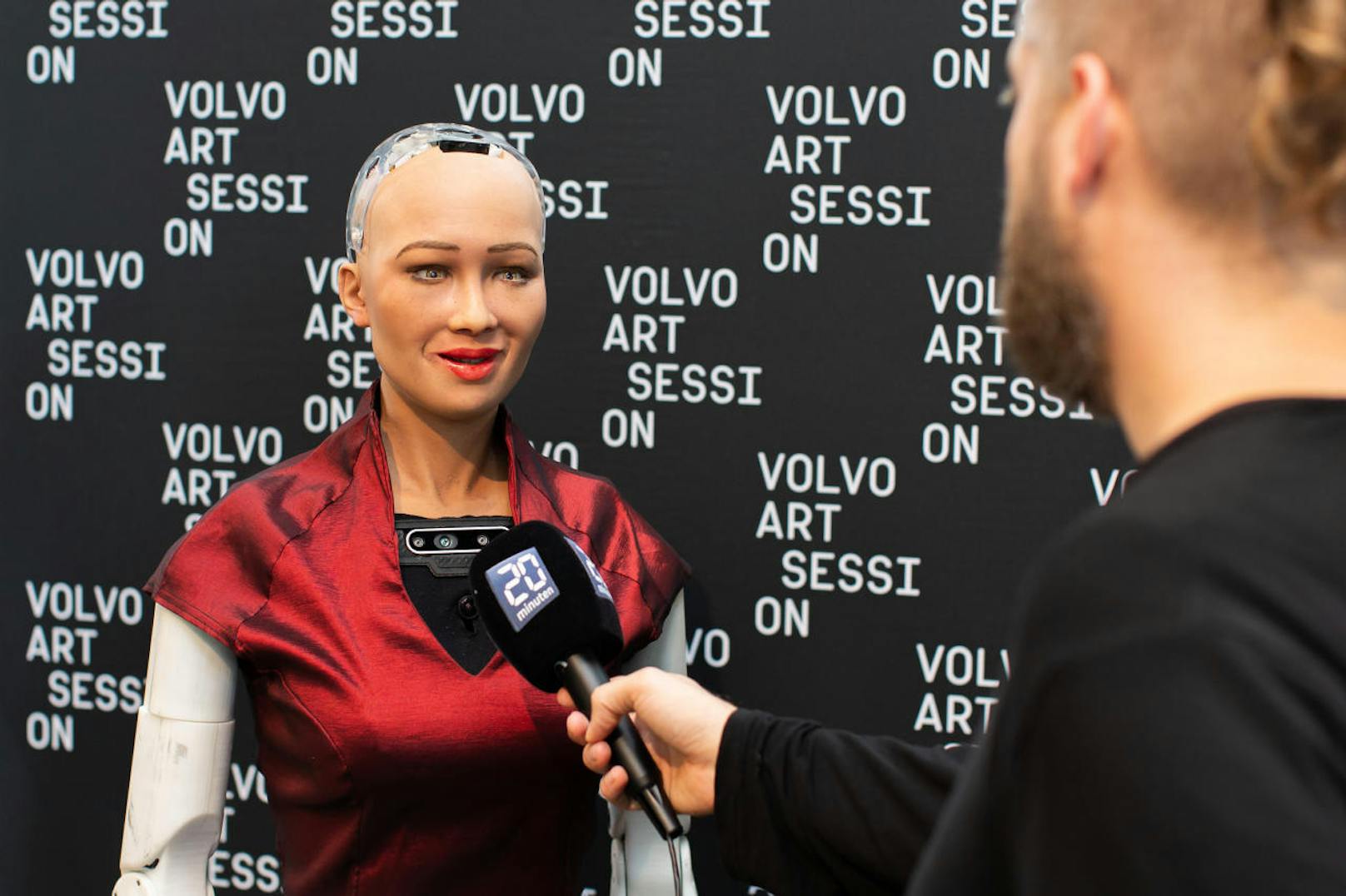 Das Schweizer Nachrichtenportal "20 Minuten" hat Roboter Sophia in Zürich getroffen (7. September 2018).