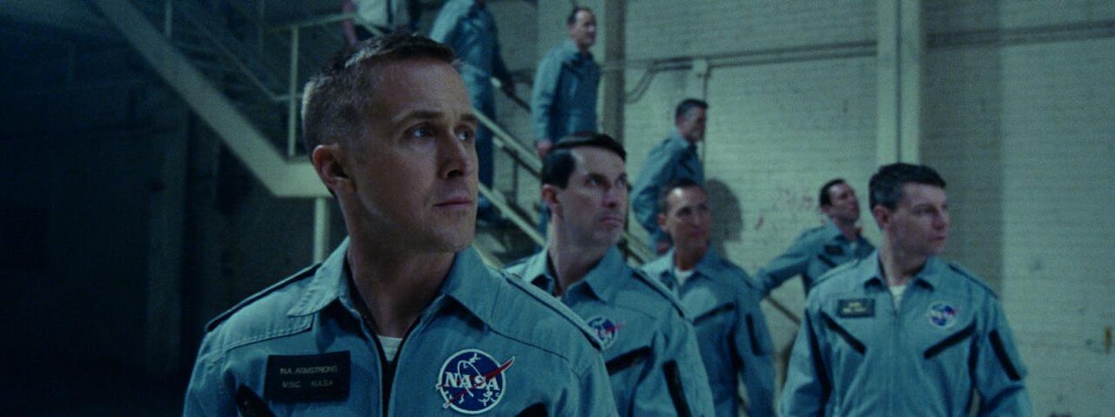 Ryan Gosling (li.) als Neil Armstrong in "Aufbruch zum Mond". 