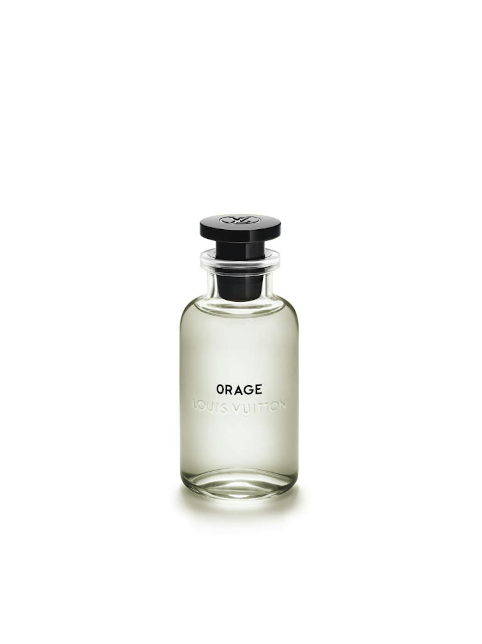 <b>ORAGE:</b> Durch die Kombination aus Iris, Patschuli und Bergamotte sowie Vetiver aus Java entstand ein erdiger Duft mit einer überraschend holzigen Note.