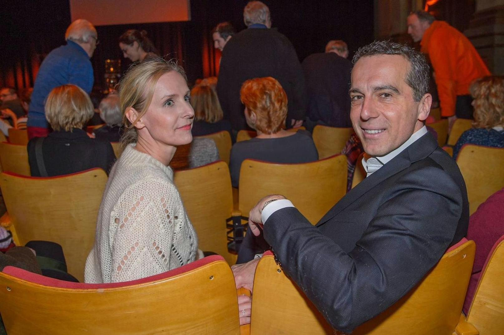 Sieht entspannt aus: Ex-Kanzler Christian Kern mit Ehefrau Eveline Steinberger-Kern