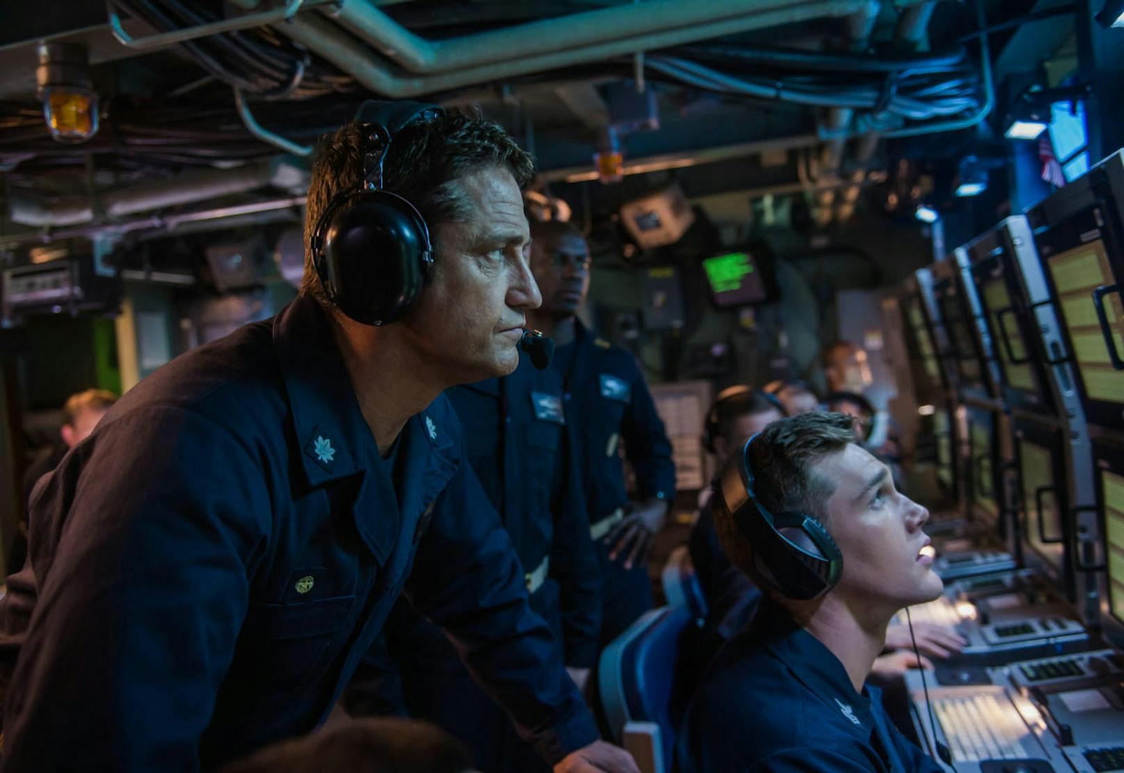 Stets Herr der Lage: U-Boot Captain Joe Glass (Gerard Butler) und seine Besatzung. 