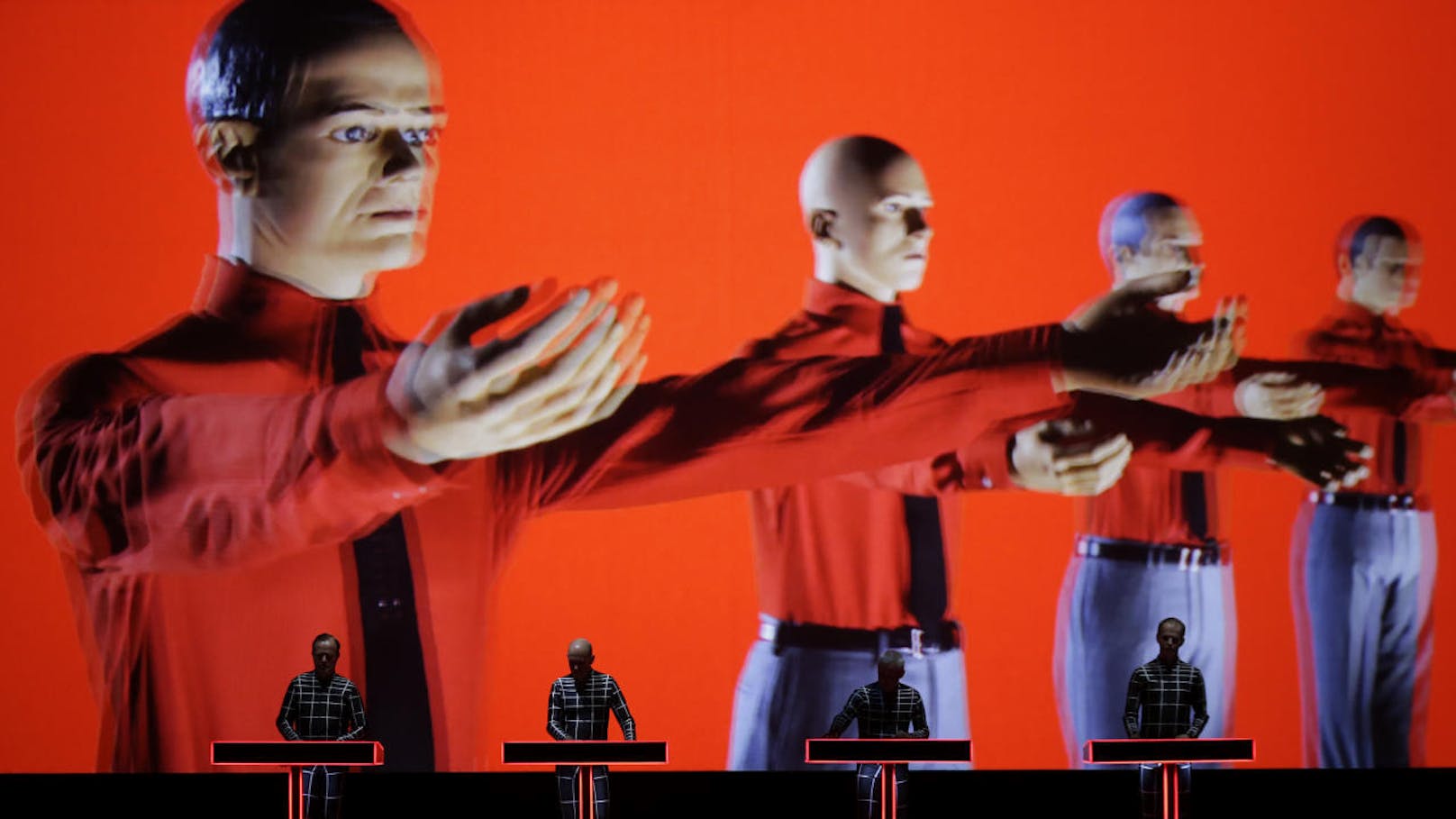 Die Roboter kommen: Am 6. Juli spielen Kraftwerk im Ehrenhof des Schloss Schönbrunn.