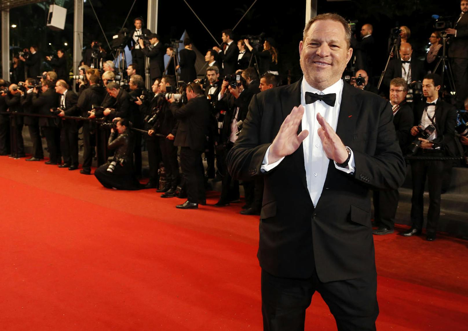 Harvey Weinstein gutgelaunt am Red Carpet in Cannes