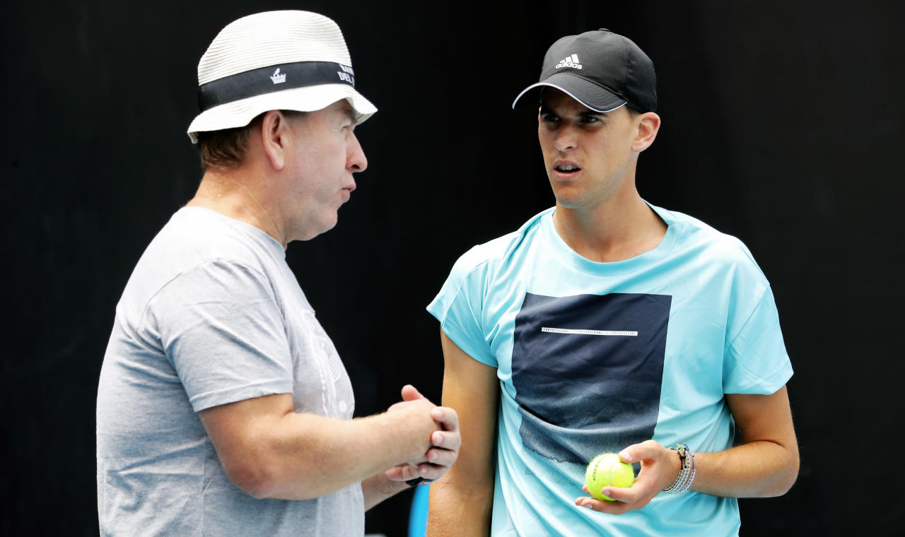 Thiem trifft in diesem Jahr große Entscheidungen: Er stellt in diesem Jahr sein Trainerteam um. Die langjährige Zusammenarbeit mit Günter Bresnik beendet er. Thiem emanzipiert sich.