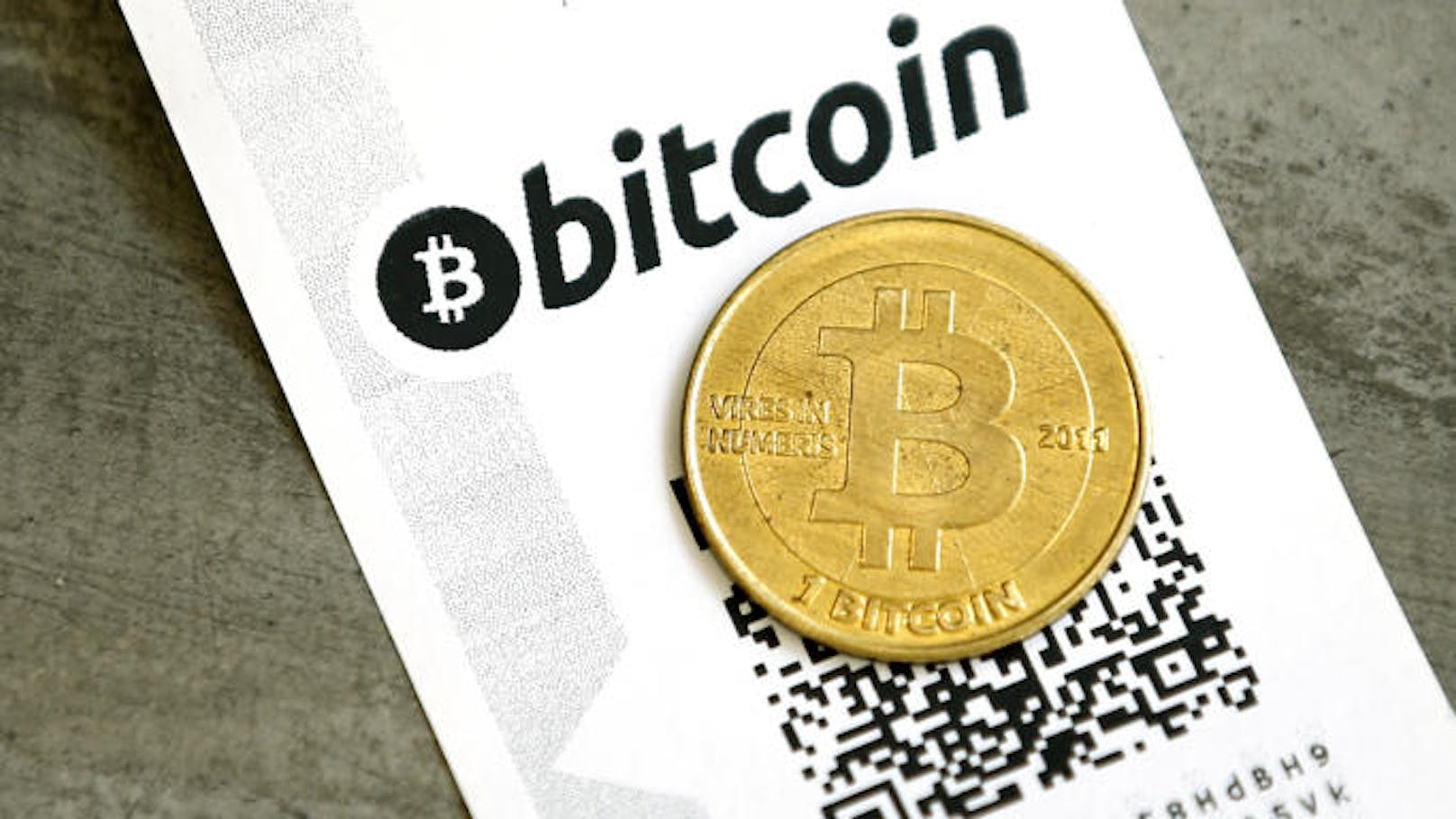 Virtuelle Währung zum Anfassen: Mit einer "Papiergeldbörse" können Bitcoins offline aufbewahrt werden.