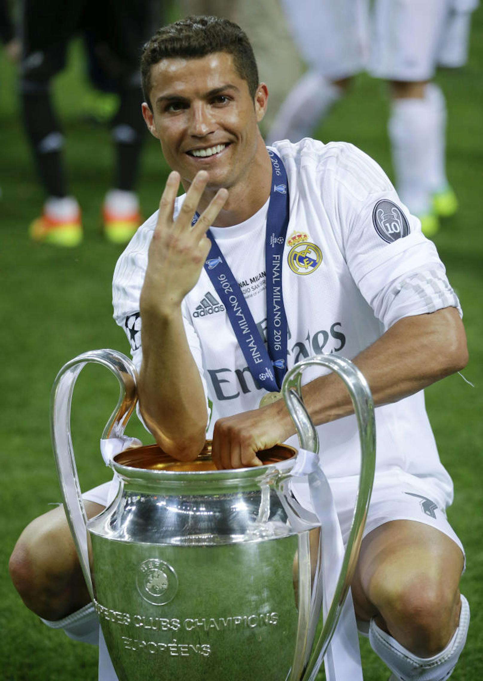 2016 ist das Jahr von CR7. Zuerst holte er erneut die Champions League mit Real Madrid. Genau wie 2014 war auch dieses Mal Stadtrivale Atletico Finalgegner.