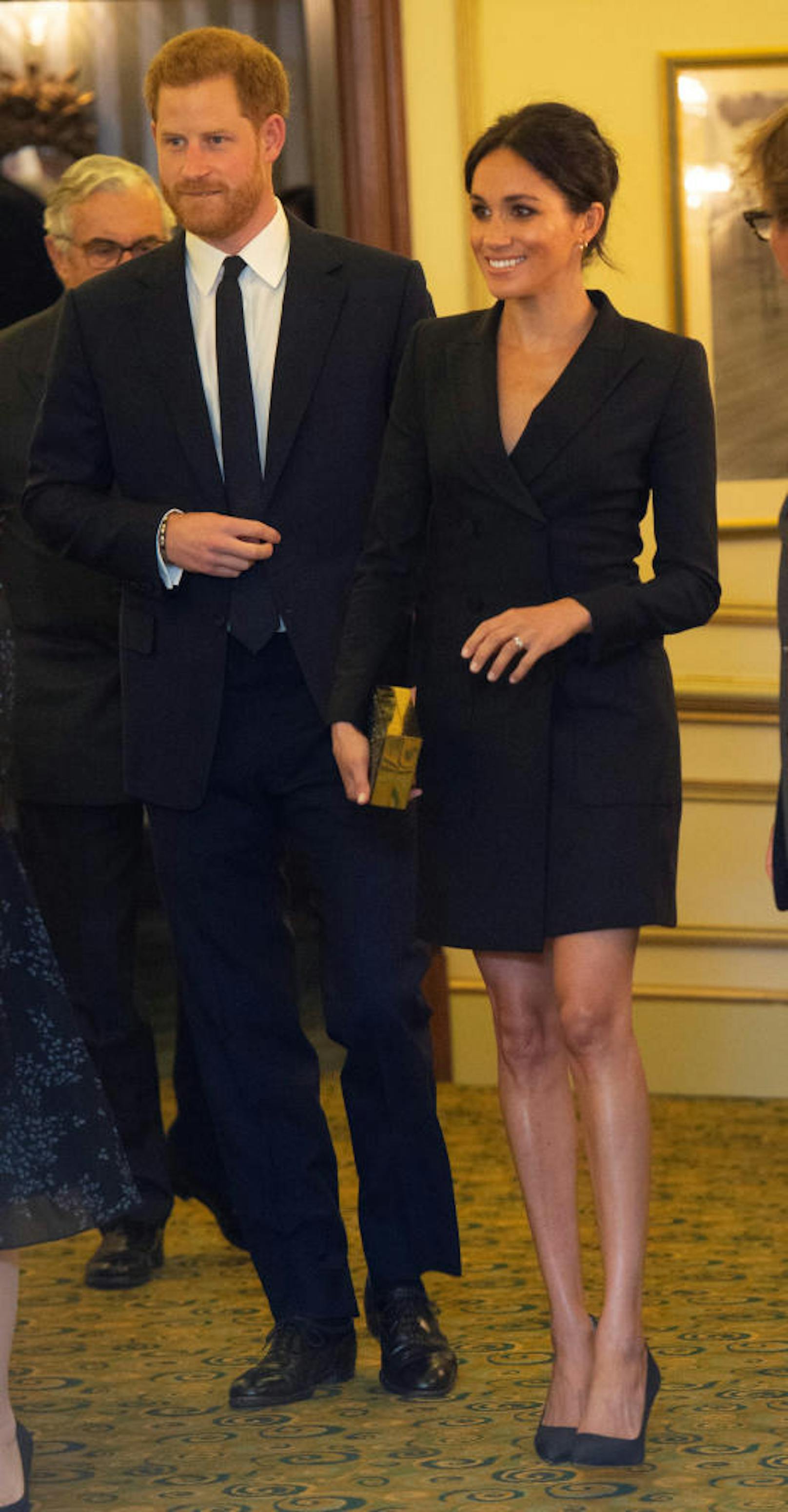 Ein Tuxedo-Kleid von Judith and Charles wurde es bei der Hamilton Gala.