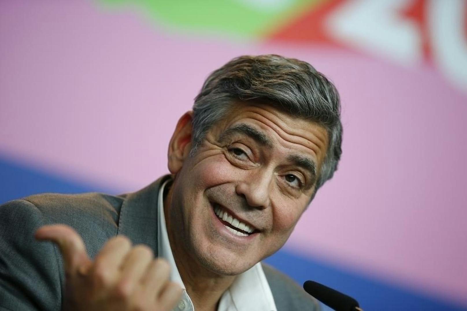 Clooney verteilte 14 Millionen Dollar aus Blumen-Bus
