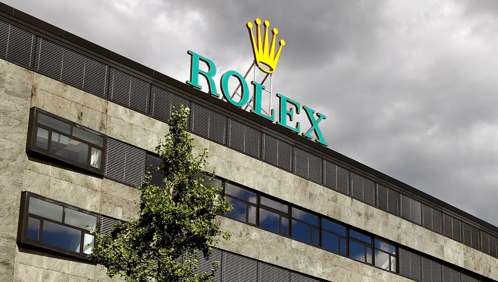 Aufregung beim Rolex-Sitz in Biel. Das gesamte Gebäude des Luxusuhren-Herstellers musste am Mittwochvormittag evakuiert werden.