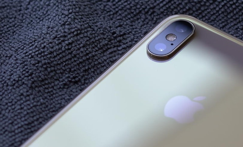 Das neue Gold-Finish wirkt je nach Licht und Blickwinkel eher golden, dann wieder grau und teilweise fast schon weiß.