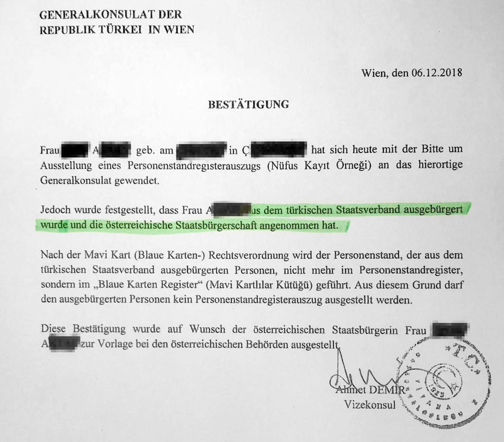 Frau Selin A. erhielt vom türkischen Generalkonsulat dieses Dokument ausgestellt, das ihr bestätigt, dass sie aus der Türkei ausgebürgert wurde. Für Gustav Jobstmann der Beweis: