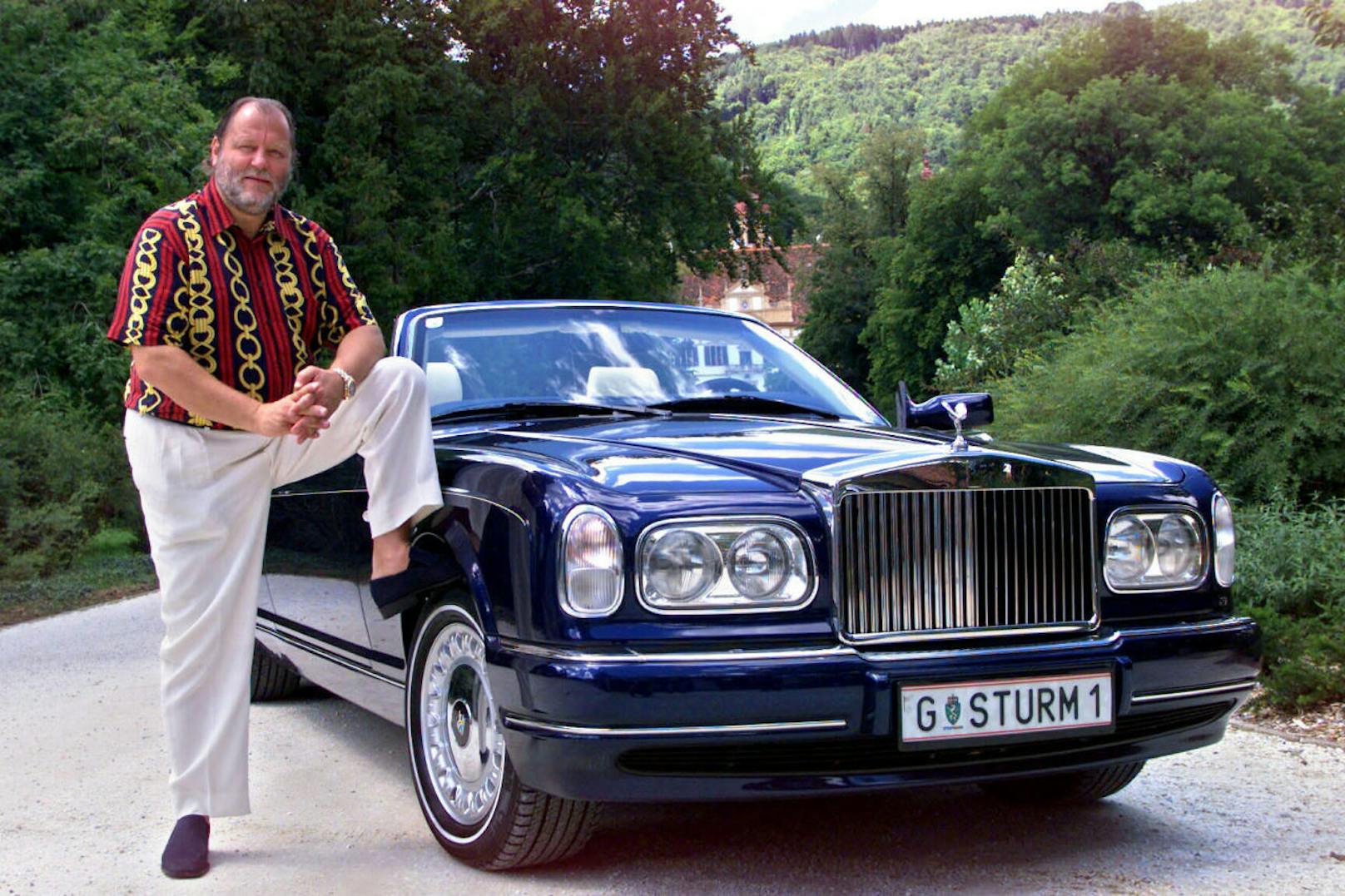 Hannes Kartnig und sein Rolls Royce.