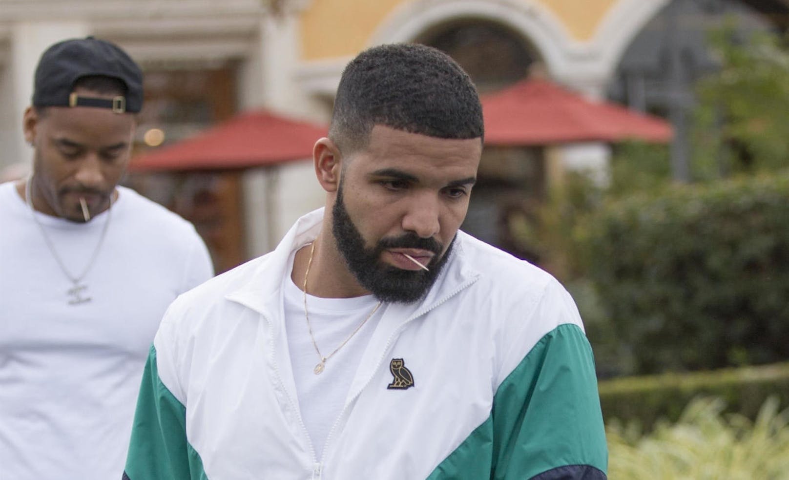 <b>11
</b>Drake hatte in den US-Rap-Charts bisher elf Nummer-eins-Singles und stieß damit...