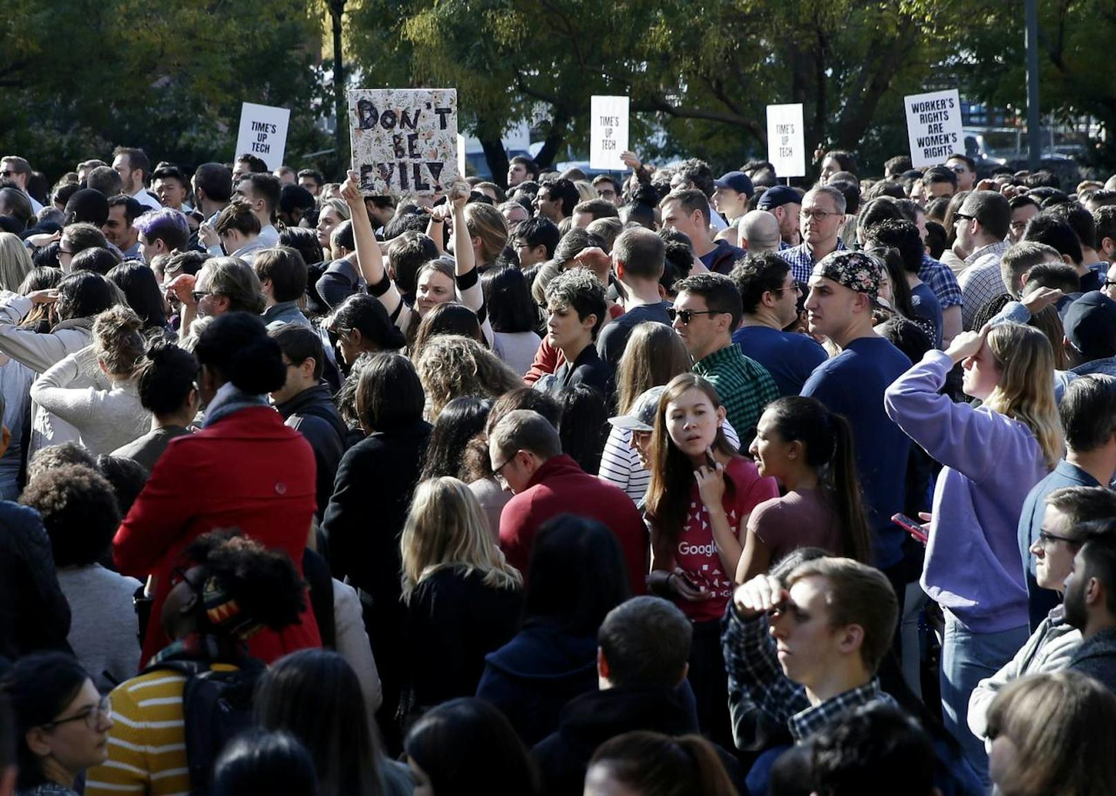 In New York zeigten sich Tausende solidarisch.