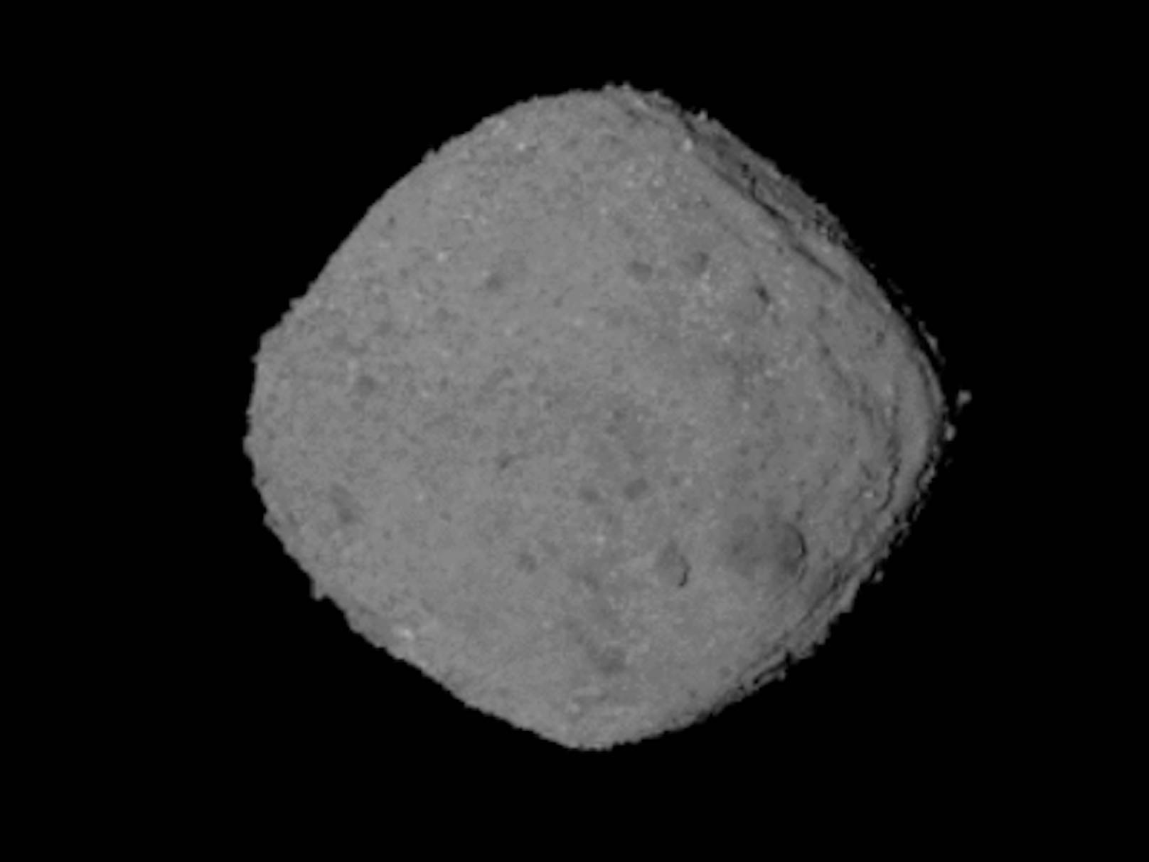 Das Objekt der Begierde: Asteroid Bennu von allen Seiten. 