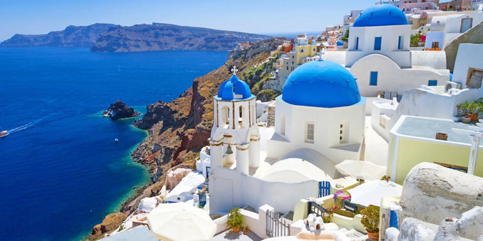 Ab dem 1. Juli soll der Tourismus in Griechenland endgültig wieder Fahrt aufnehmen. (Bild: Santorini)