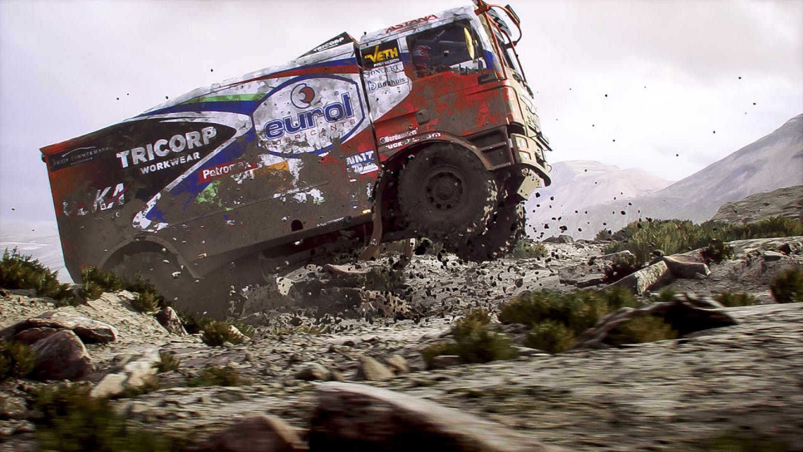 Die Rally Dakar bekommt ihr eigenes Videospiel. Bigmoon Entertainment und Deep Silver/Koch Media wollen den Titel noch 2018 für PlayStation 4, Xbox One und PC veröffentlichen. "Dakar 18 legt den Fokus auf Realismus und Simulation der Herausforderungen, denen die Fahrer der Rally Dakar gegenüber stehen. Eine detailgenaue Darstellung der Fahrzeuge, Piloten und der Umgebung, mit direktem Einfluss auf das Fahrverhalten sind die Kern-Features der Off- und Online-Erfahrung in Dakar 18", heißt es von den Machern.