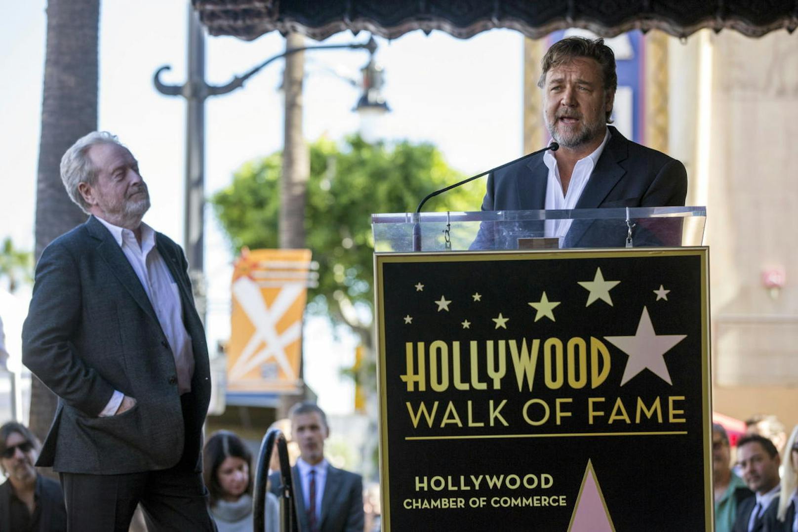 Russell Crowe würdigt seinen Lieblingsregisseur Ridley Scott am Hollywood Walk of Fame 2017